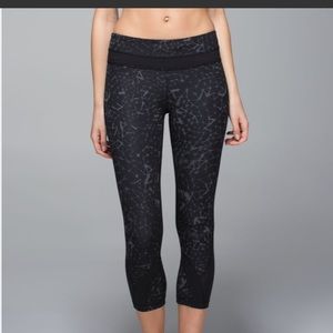 Lululemon Run: Inspire Crop Pants Sz 2